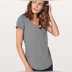 Lululemon V-Neck Love Tee Size 10